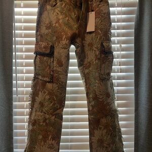 AKIRA ALWAYS BLOOMING PANT Size M